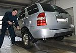 Мойка колёс автомобиля